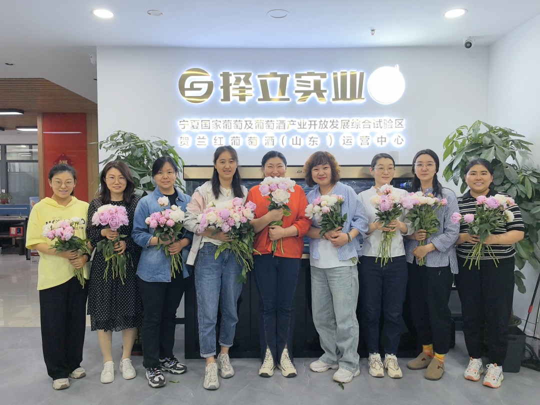 以花傳遞愛，獻禮母親節(jié)